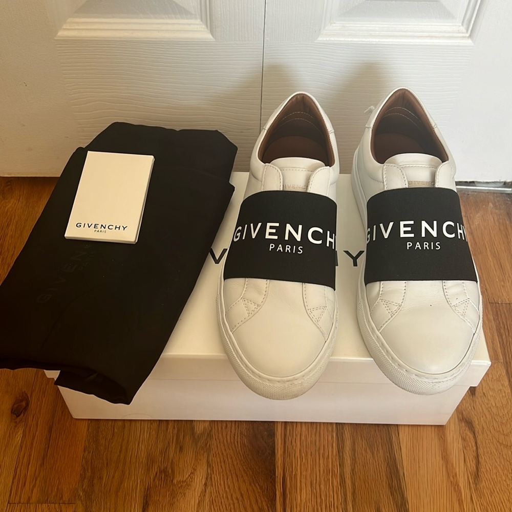 Womens Givenchy Tennis Sneakers Size 37